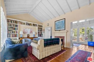 Single Family Residence, 1043 Franklin st, Santa Monica, CA 90403 - 3