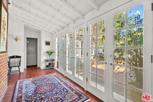 Single Family Residence, 1043 Franklin st, Santa Monica, CA 90403 - 4