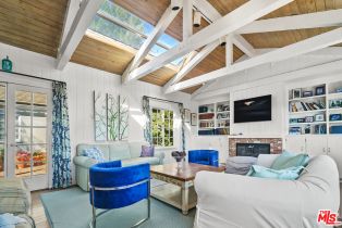 Single Family Residence, 1043 Franklin st, Santa Monica, CA 90403 - 10