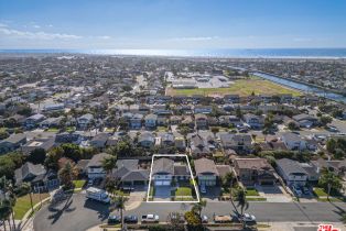 Single Family Residence, 9352 Malahine dr, Huntington Beach, CA 92646 - 4