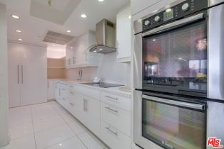 Condominium, 10660 Wilshire blvd, Westwood, CA 90024 - 8