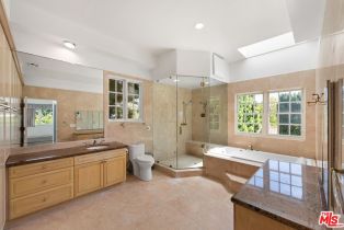 Single Family Residence, 740 Hartzell st, Pacific Palisades, CA 90272 - 30