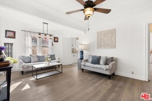 Single Family Residence, 2134 Stewart st, Santa Monica, CA 90404 - 9