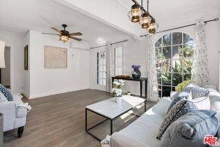 Single Family Residence, 2134 Stewart st, Santa Monica, CA 90404 - 11