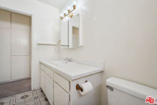 Apartment, 1143 22nd st, Santa Monica, CA 90403 - 21