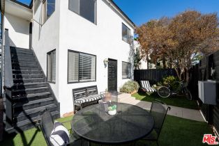 Residential Income, 23   18th Ave, Venice, CA  Venice, CA 90291