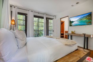 Single Family Residence, 1135 Sunset Vale ave, West Hollywood , CA 90069 - 32