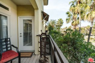 Condominium, 13200 Pacific Promenade prome, Playa Vista, CA 90094 - 7