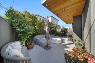 Single Family Residence, 513 Beirut ave, Pacific Palisades, CA 90272 - 29