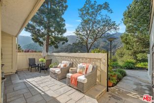 Townhouse, 1395 Palisades dr, Pacific Palisades, CA 90272 - 5