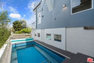 , 218 Carroll Canal, Venice, CA 90291 - 8