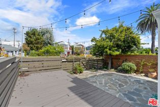 , 218 Carroll Canal, Venice, CA 90291 - 9