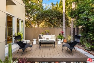 Single Family Residence, 2425 Frey ave, Venice, CA 90291 - 8