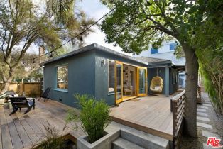 Single Family Residence, 724   Superba Ave, Venice, CA  Venice, CA 90291