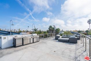 Single Family Residence, 656 San Juan ave, Venice, CA 90291 - 27