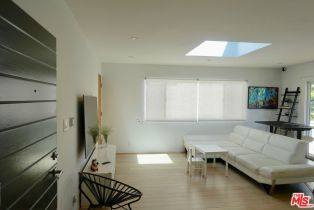 , 1524 10Th st, Santa Monica, CA 90401 - 2