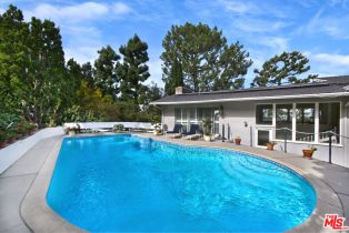 Single Family Residence, 3465 Valley Meadow rd, Sherman Oaks, CA 91403 - 69