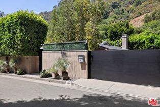 Single Family Residence, 1853 Franklin Canyon dr, Beverly Hills, CA 90210 - 2