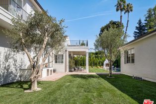 Single Family Residence, 15620 Woodvale rd, Encino, CA 91436 - 4