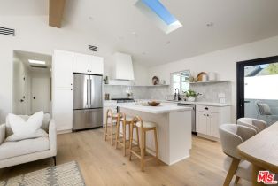 Single Family Residence, 307 Santa Monica way, Santa Barbara, CA 93109 - 8