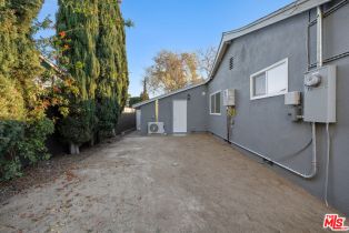 Single Family Residence, 10615 Gothic ave, Granada Hills, CA 91344 - 56