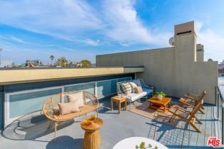 Condominium, 25 Brooks ave, Venice, CA 90291 - 24