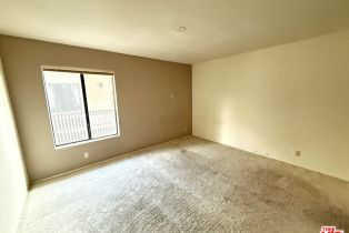 Condominium, 15207 Magnolia blvd, Sherman Oaks, CA 91403 - 5