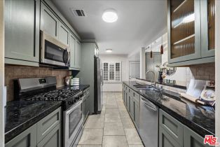 Single Family Residence, 13562 Addison st, Sherman Oaks, CA 91423 - 9