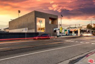 Single Family Residence, 1015 Abbot Kinney blvd, Venice, CA 90291 - 3