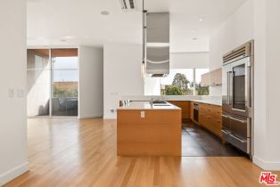 Single Family Residence, 1015 Abbot Kinney blvd, Venice, CA 90291 - 11