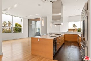 Single Family Residence, 1015 Abbot Kinney blvd, Venice, CA 90291 - 12