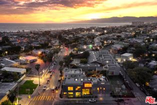 Single Family Residence, 1015 Abbot Kinney blvd, Venice, CA 90291 - 40