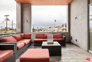 Single Family Residence, 1015 Abbot Kinney blvd, Venice, CA 90291 - 24