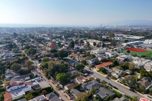 Single Family Residence, 1630 Oak st, Santa Monica, CA 90405 - 27