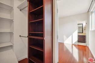 Apartment, 1133 22nd st, Santa Monica, CA 90403 - 12