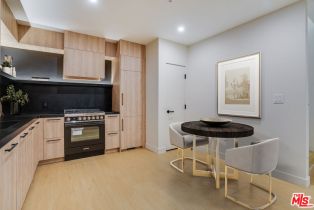 Apartment, 1617 Broadway, Santa Monica, CA 90404 - 10