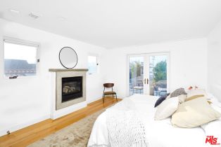 Single Family Residence, 218 Carroll Canal, Venice, CA 90291 - 35