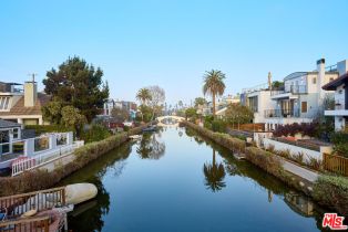 Single Family Residence, 218 Carroll Canal, Venice, CA 90291 - 52