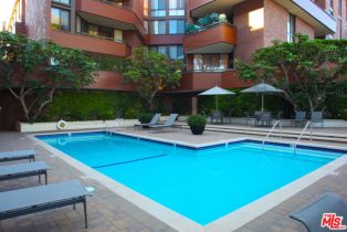 Condominium, 300 Swall dr, Beverly Hills, CA 90211 - 18