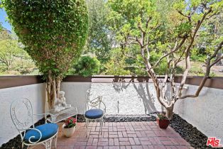 Condominium, 1622 Palisades dr, Pacific Palisades, CA 90272 - 4