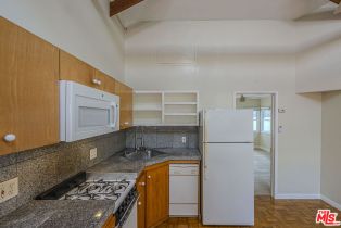 , 2252 28th st, Santa Monica, CA 90405 - 7