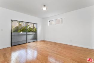 Condominium, 2219 Bentley ave, Westwood, CA 90064 - 16