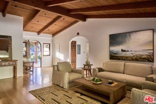 Single Family Residence, 3268 Serra rd, Malibu, CA 90265 - 7