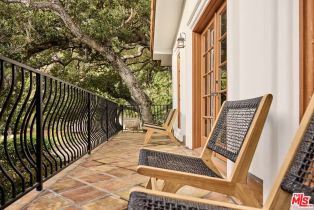 Single Family Residence, 3268 Serra rd, Malibu, CA 90265 - 23