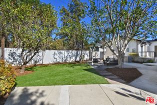 Single Family Residence, 4841 Tyrone ave, Sherman Oaks, CA 91423 - 64