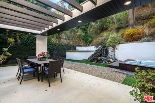 Single Family Residence, 2017 Benedict Canyon dr, Beverly Hills, CA 90210 - 22