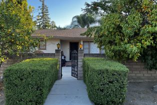 Single Family Residence, 22624 Victory Blvd, Woodland Hills, CA  Woodland Hills, CA 91367