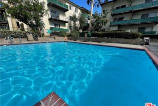 Condominium, 5460 White Oak ave, Encino, CA 91316 - 17