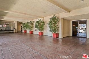 Condominium, 5460 White Oak ave, Encino, CA 91316 - 2