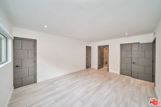 Apartment, 145 Maple dr, Beverly Hills, CA 90212 - 7